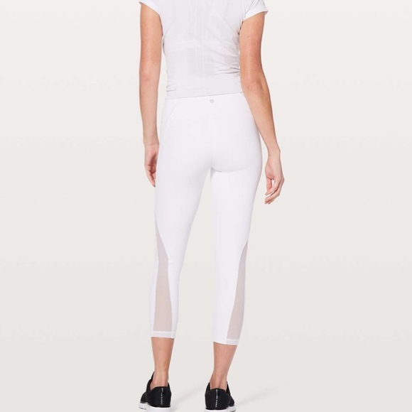 NWOT Lululemon Train Time 7/8 pants, size 8 - Picture 2 of 8